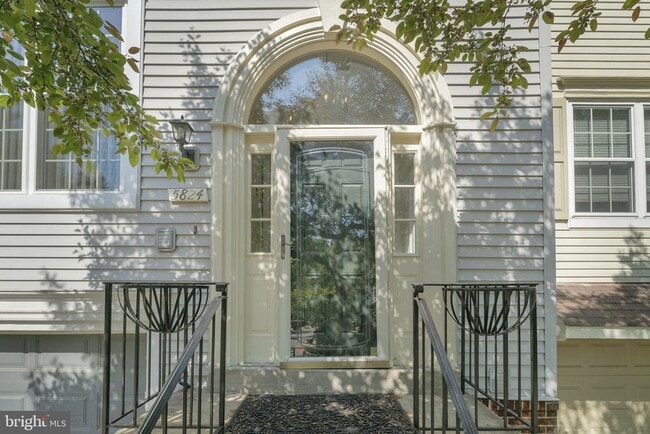 5824 Wye Oak Commons Ct in Burke, VA - Building Photo - Building Photo