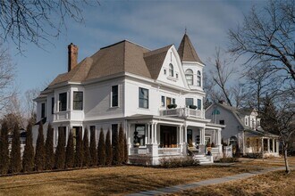 22-24 S Franklin St in Athens, NY - Building Photo - Building Photo