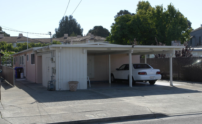 1920-1922 Dodson St in San Pablo, CA - Building Photo - Building Photo