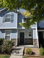 5781 Ceylon St in Denver, CO - Building Photo