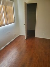 5227 Hermitage Ave in Los Angeles, CA - Building Photo - Building Photo