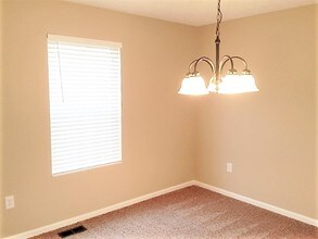 2135 Canyon Ct in Hebron, KY - Building Photo - Building Photo