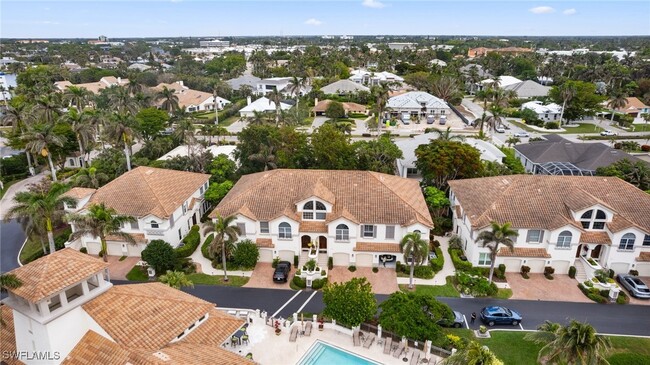 property at 261 Colonade Cir
