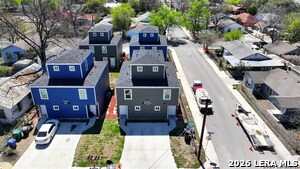 3038 W Salinas in San Antonio, TX - Building Photo - Building Photo