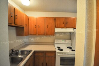 927 James Ct in Fort Collins, CO - Building Photo - Building Photo