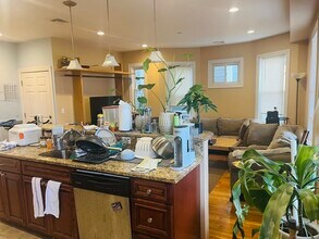 39 Calumet St, Unit 1 in Boston, MA - Building Photo - Building Photo