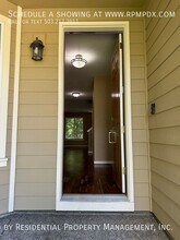 12490 SW Winterview Dr in Tigard, OR - Building Photo - Building Photo