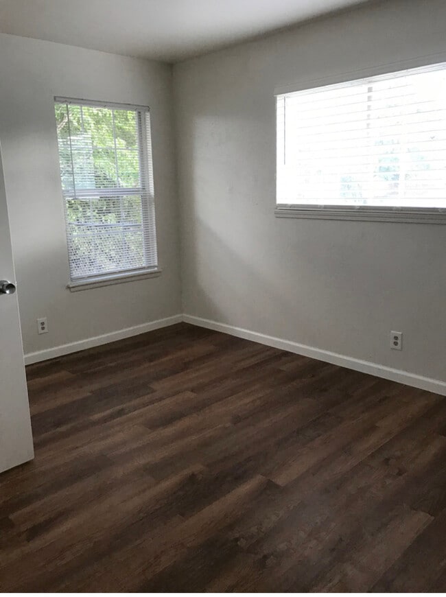 307 Tidewind St in San Antonio, TX - Foto de edificio - Building Photo