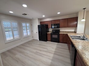 220 N Wesley in Mesa, AZ - Building Photo - Building Photo