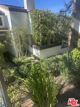 1546 Palisades Dr in Los Angeles, CA - Building Photo - Building Photo