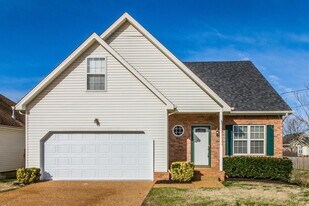 6404 Wildgrove Dr in Nashville, TN - Building Photo