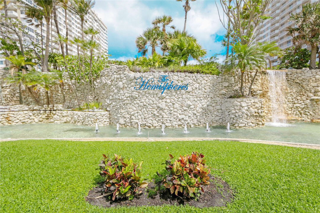 1980 S Ocean Dr, Unit 4Q in Hallandale Beach, FL - Foto de edificio
