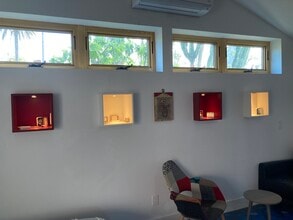 3649 Grand View Blvd, Unit Artsy Studio in Los Angeles, CA - Foto de edificio - Building Photo