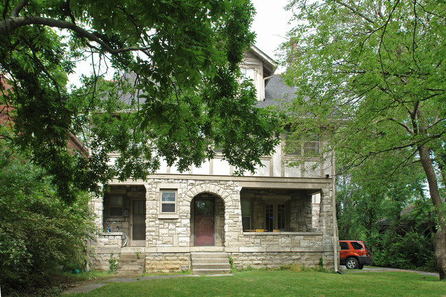 2001 Convent Pl in Nashville, TN - Building Photo - Building Photo