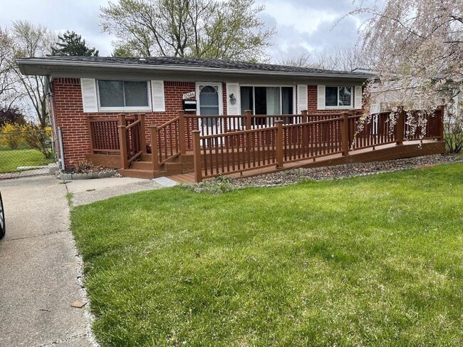 property at 12486 N York Dr