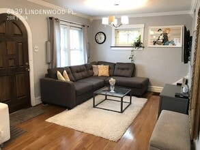 6439 Lindenwood Pl in St. Louis, MO - Building Photo - Building Photo