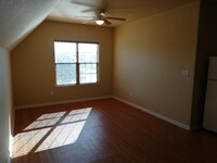 16219 Oxbow Trl, Unit B photo'