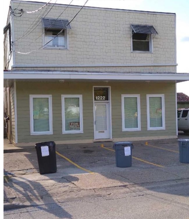 1222 Main Ave Rentals in Nitro, WV