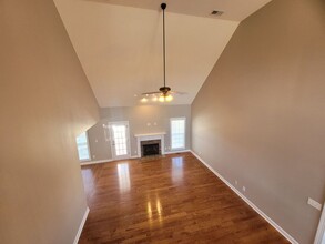 971 Willow Circle in Clarksville, TN - Building Photo - Building Photo