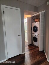 175 Tulip Ln in Freehold, NJ - Building Photo - Building Photo