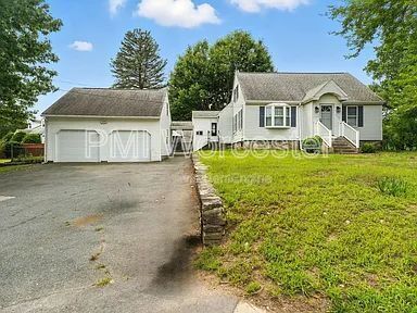 178 Massasoit Rd in Worcester, MA - Building Photo - Building Photo