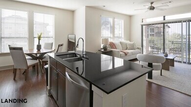 21201 Emerald Mist Pkwy, Unit 1527 in Spring, TX - Building Photo - Building Photo