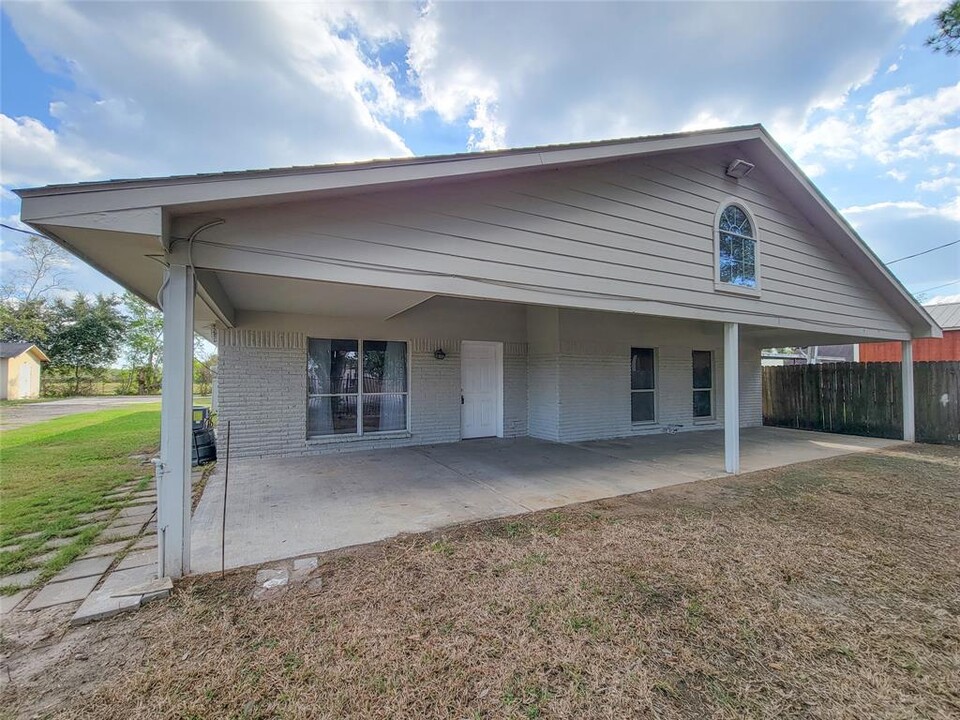 538 Cottontail Dr in Crosby, TX - Foto de edificio