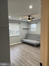 534 McManus Way photo'