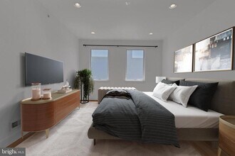 2658 Agate St in Philadelphia, PA - Building Photo - Building Photo