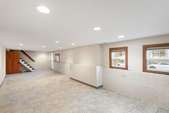 7400 32nd Ave NW in Seattle, WA - Building Photo - Building Photo