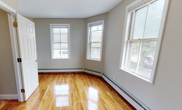 280 McGrath Hwy in Somerville, MA - Building Photo - Building Photo