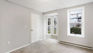 128 High St, Unit 128 High St. Unit #2 in Hanover, PA - Building Photo - Building Photo