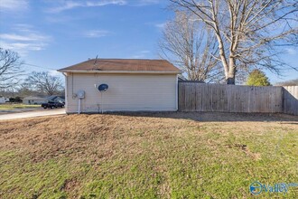 316 Buffalo Creek Dr in Toney, AL - Building Photo - Building Photo