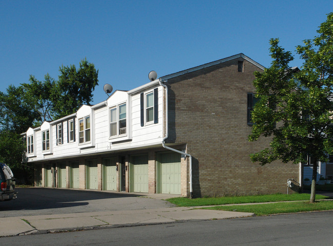 2600 Elmwood Avenue Apartments in Kenmore, NY - Building Photo - Building Photo