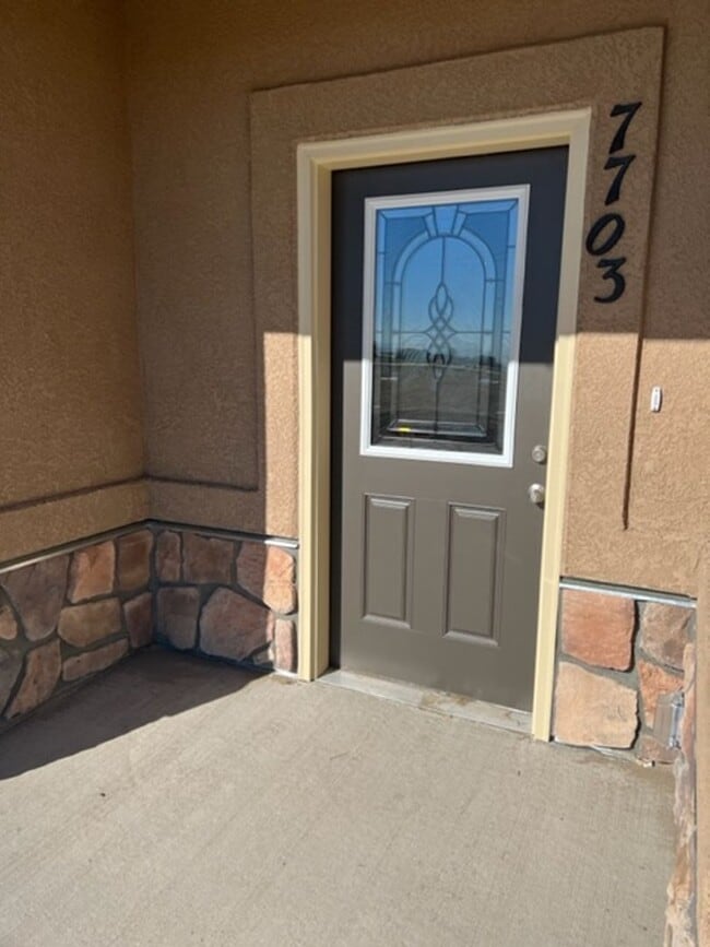 7703 Sand Lake Heights in Colorado Springs, CO - Building Photo - Building Photo