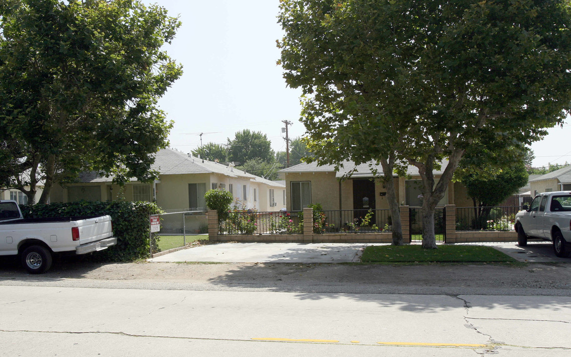 5924-5934 Cahuenga Blvd in North Hollywood, CA - Building Photo