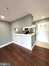 3307 Wyndham Cir in Alexandria, VA - Building Photo - Building Photo