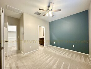 9814 E Miller Peak Trl in Tucson, AZ - Building Photo - Building Photo