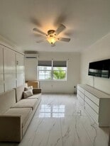 1455 Michigan Ave in Miami Beach, FL - Building Photo