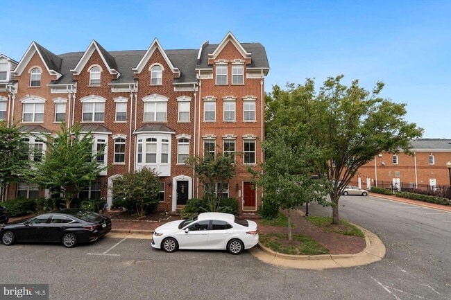 property at 211 Medlock Ln