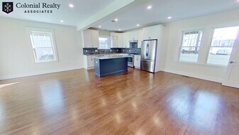 40 Grant Pl in Waltham, MA - Building Photo