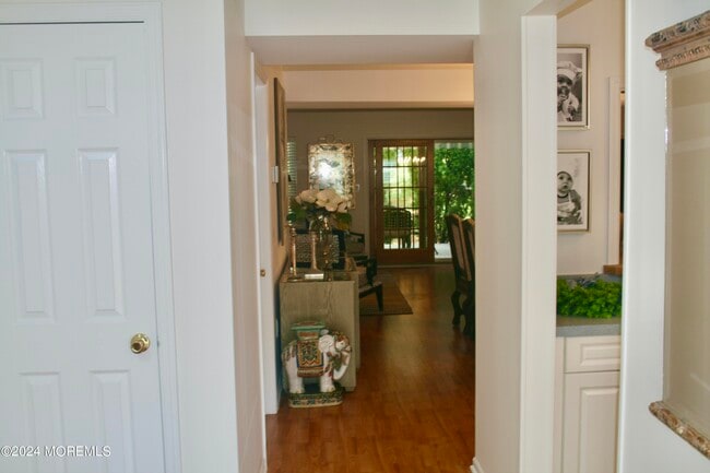 16 Apple Dr in Spring Lake, NJ - Building Photo - Building Photo
