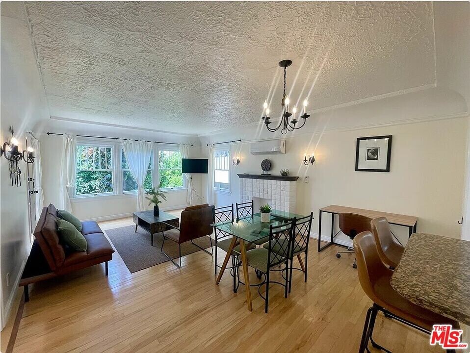 839 5th St in Santa Monica, CA - Building Photo