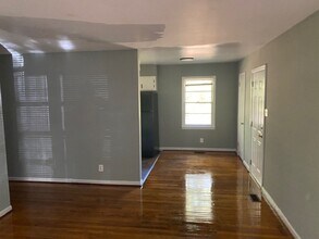 381 Magnolia Ave in Milledgeville, GA - Building Photo - Building Photo