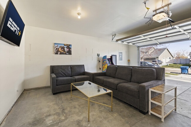 11163 Silver River Loop