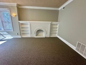 6327 N Oakley Ave in Chicago, IL - Building Photo - Building Photo