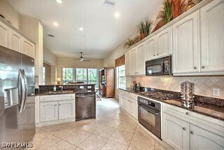 9255 Museo Cir in Naples, FL - Building Photo - Building Photo