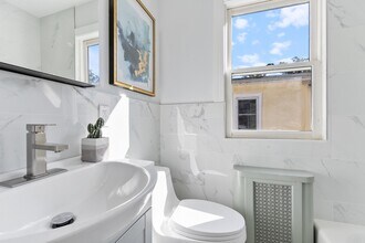 521 Homewood Ave in Narberth, PA - Building Photo - Building Photo