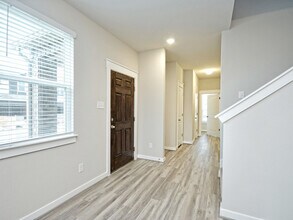 17201 A Leafroller Dr in Pflugerville, TX - Building Photo - Building Photo