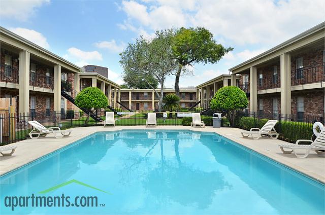 La Carmona in Houston, TX - Building Photo - Building Photo